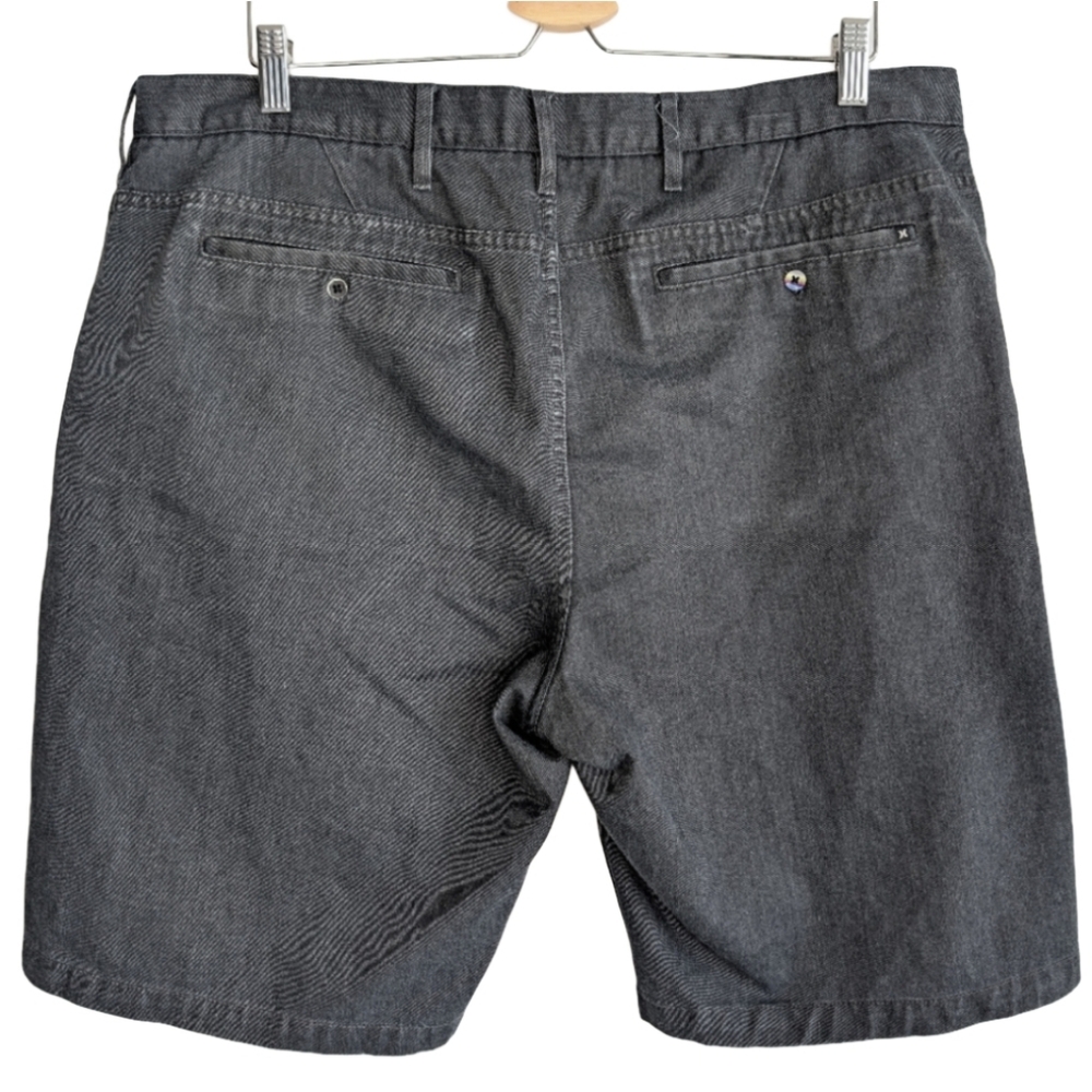 Hurley Men's Size 36 Gray Flat‎ Front Shorts